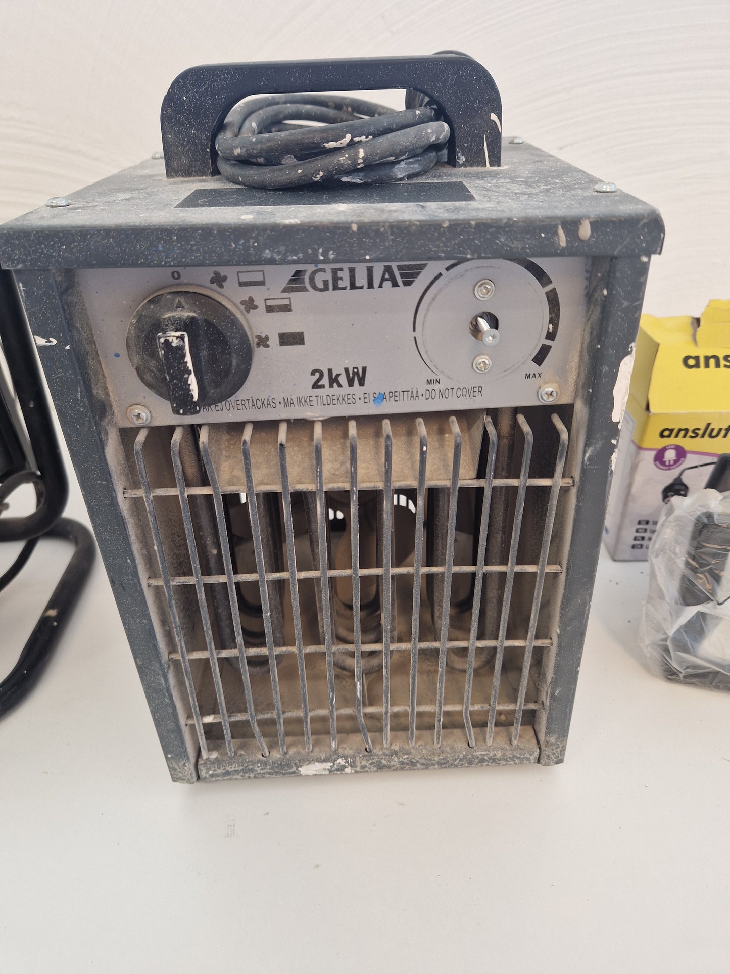 Bygglampa, värmefläkt och LED-strålkastare, alla 230V