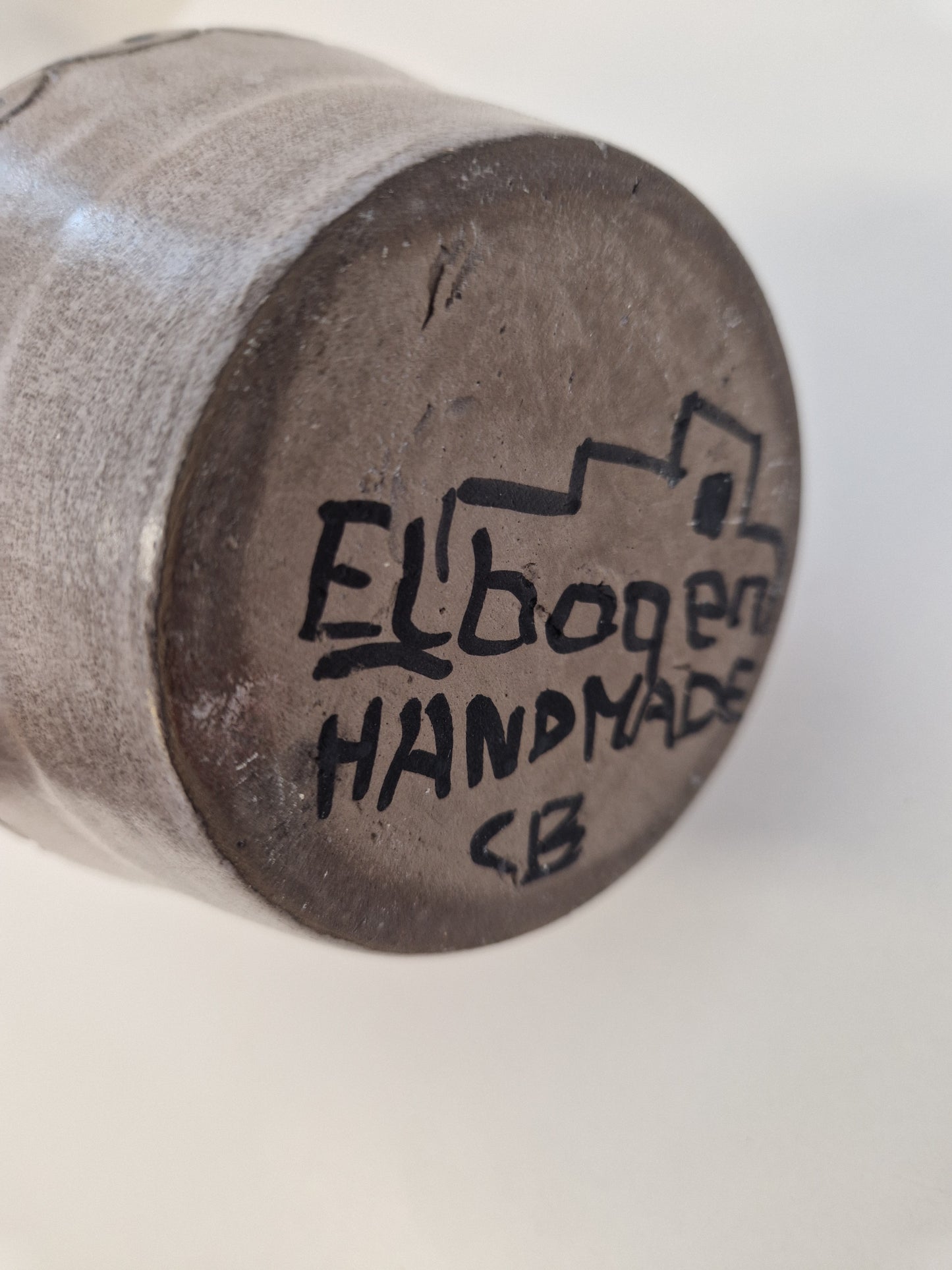 Figuriner i keramik & porslin