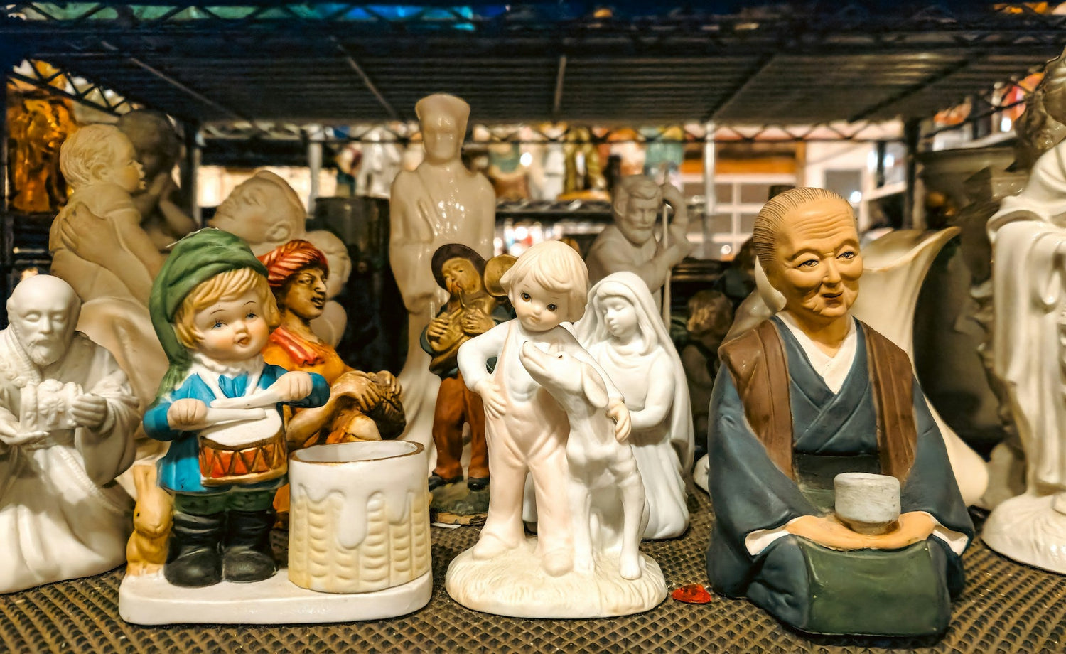 Keramik & Figuriner