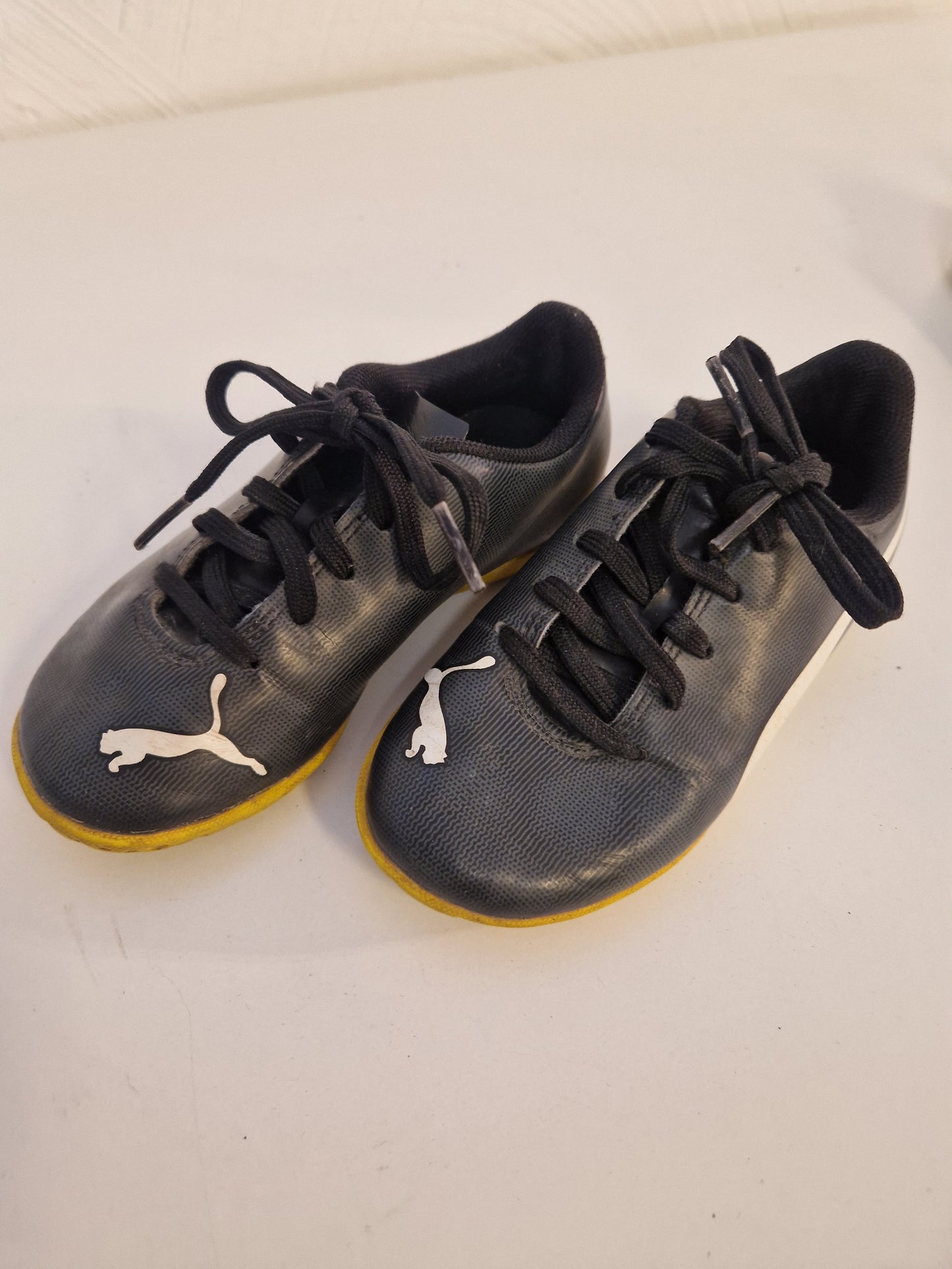 Träningsskor & gympaskor stl. 28, 30 & 30.