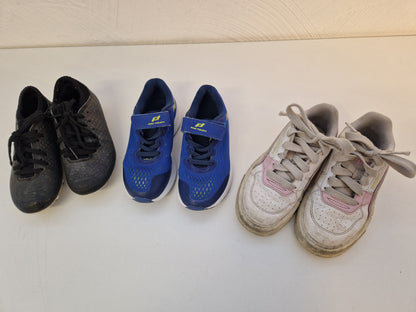 Fotbollsskor och träningsskor stl. 28, 28 & 30.