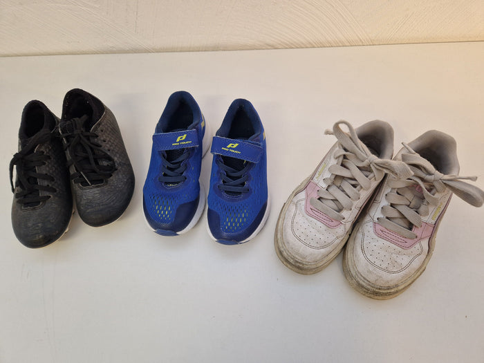 Fotbollsskor och träningsskor stl. 28, 28 & 30.