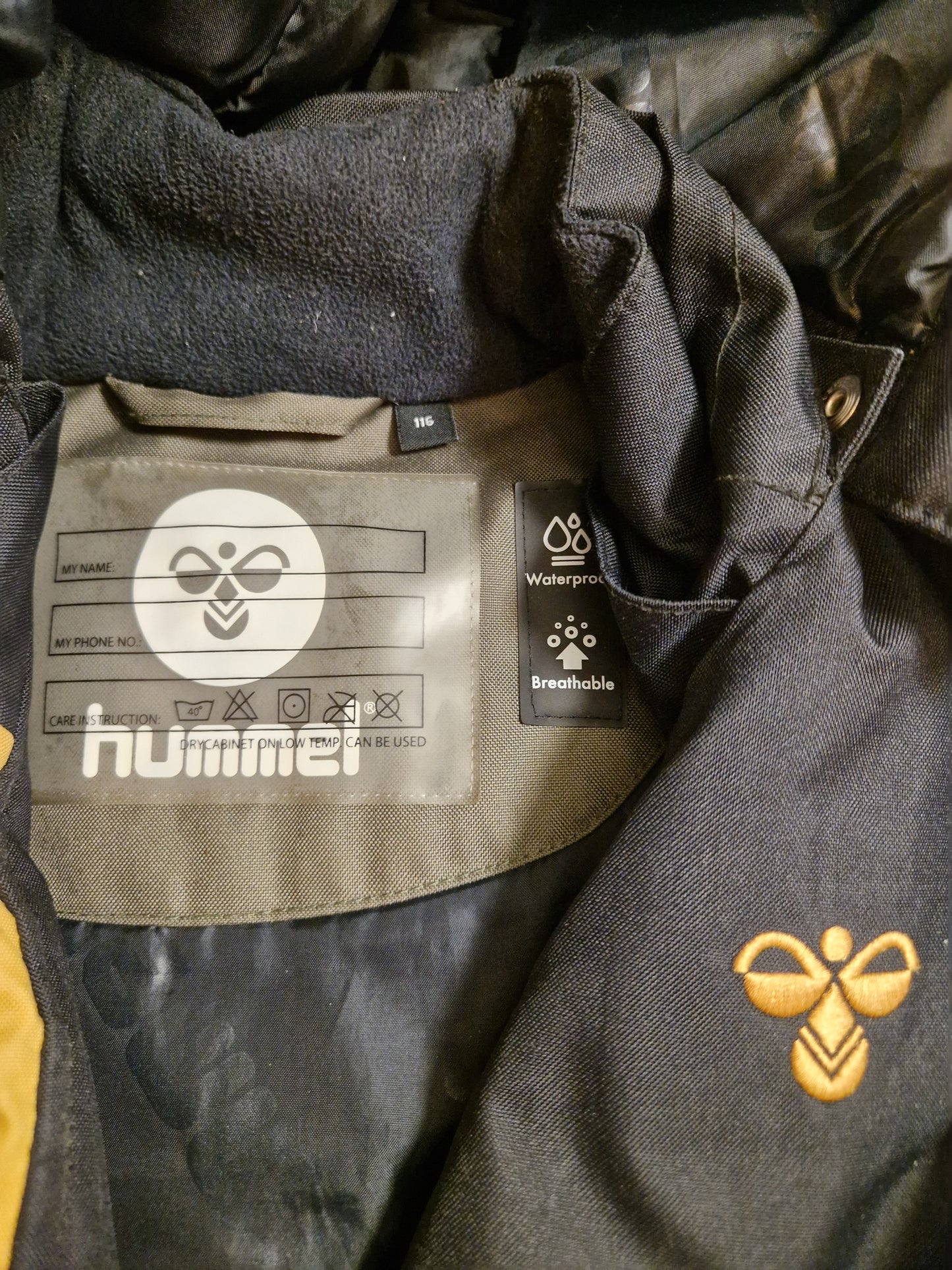 HUMMEL jacka & byxa stl 116.