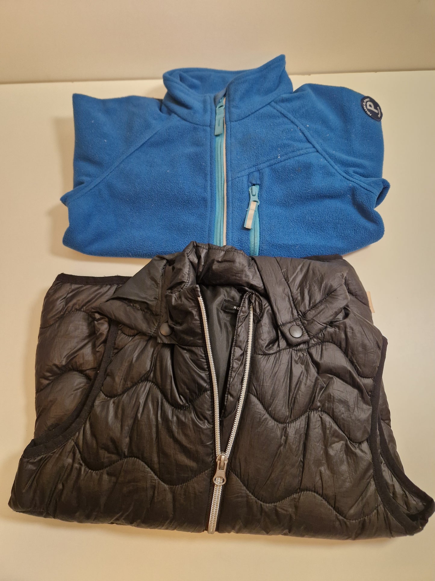 Fleecejacka & täckväst 6-7år.