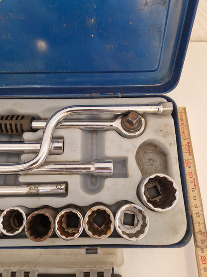 Hylsnyckelsats & skruvmejselsats