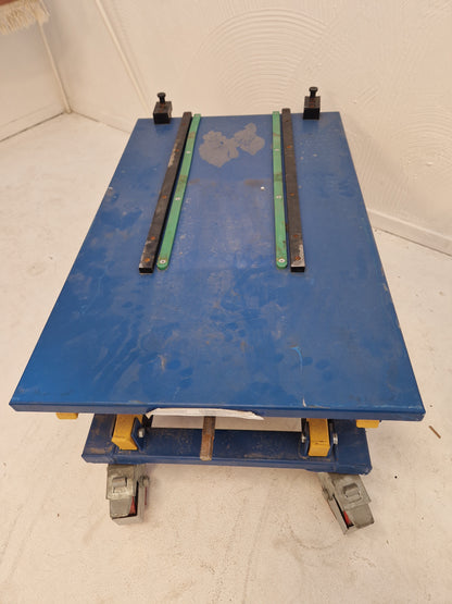 Litet och smidigt lyftbord