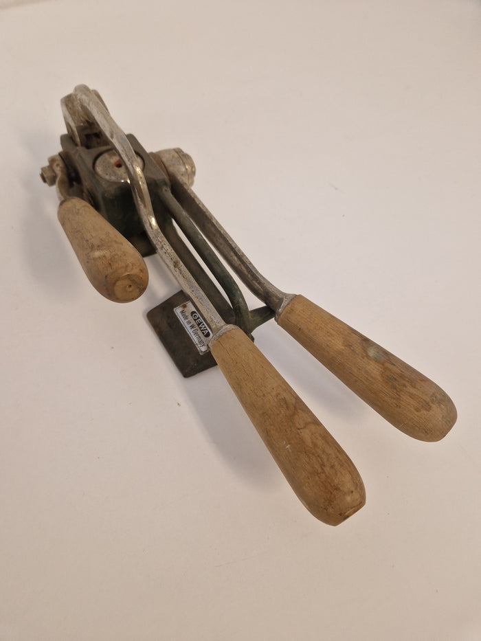 Bandspännare för plåtband