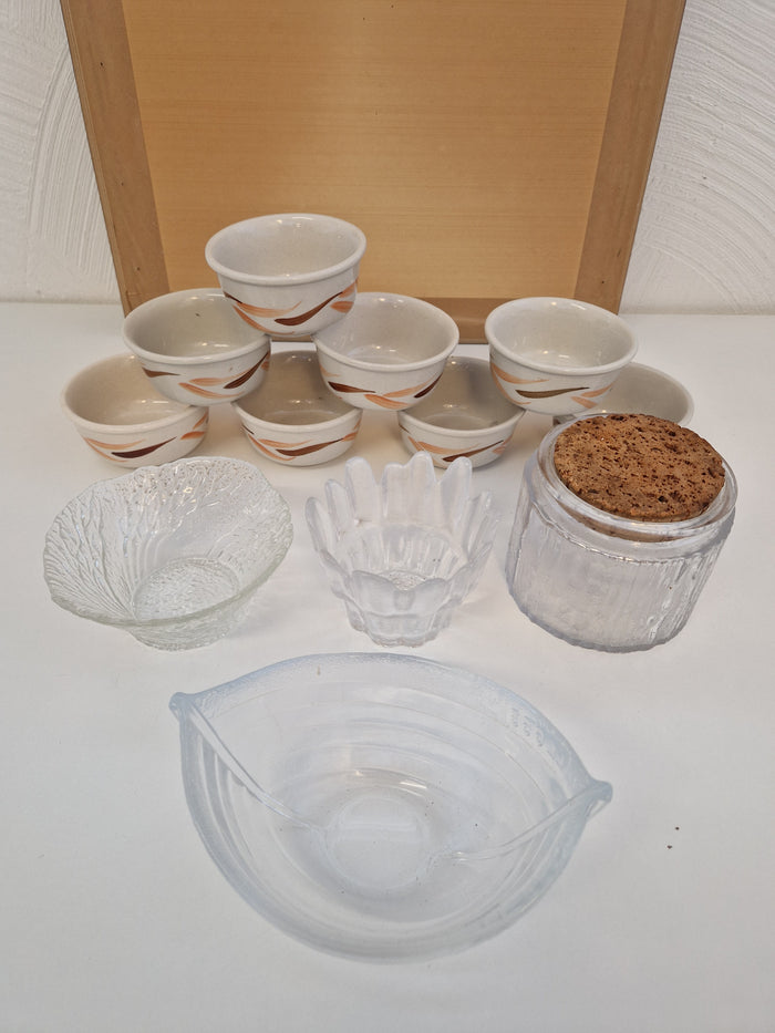 4st glasskålar mm bl.a. Skruf & Nybro samt 8st dessertskålar i keramik