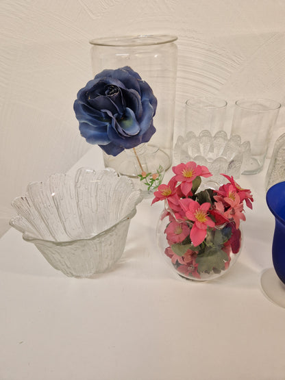 Parti glasvas och skålar