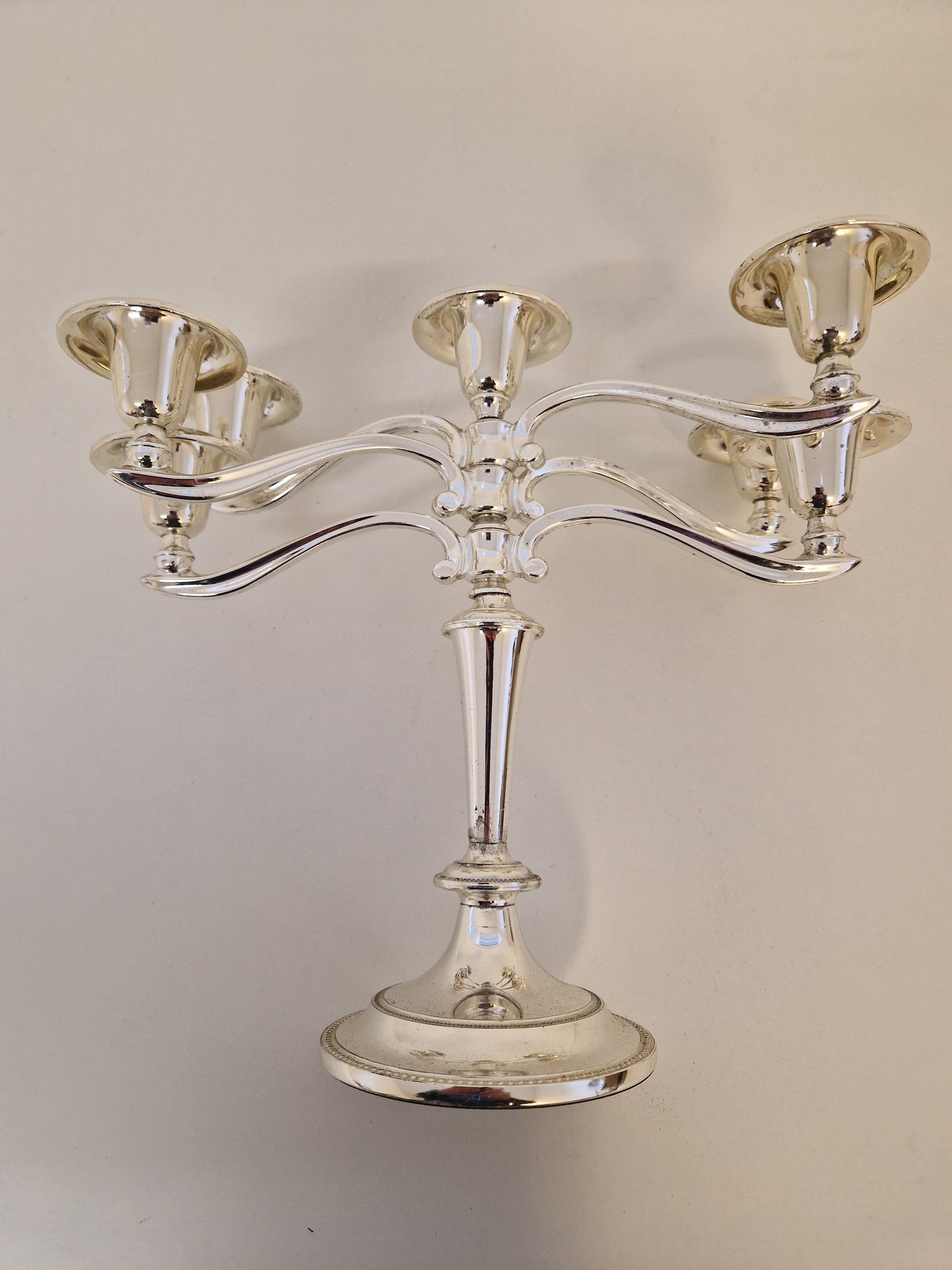 Ljusstake / kandelaber i nysilver
