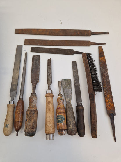 Verktygslåda med div verktyg