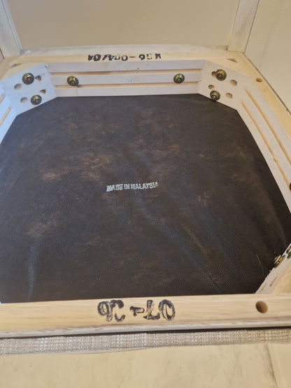 Par antikvita karmstolar "Chabby chic"