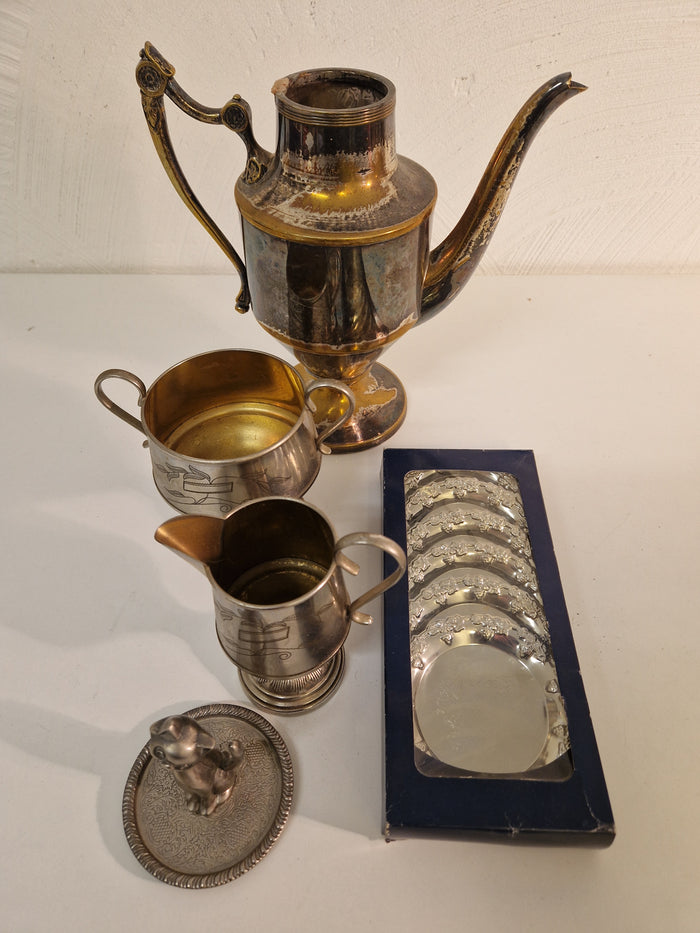 Tekanna / kaffekanna m. tillbehör.