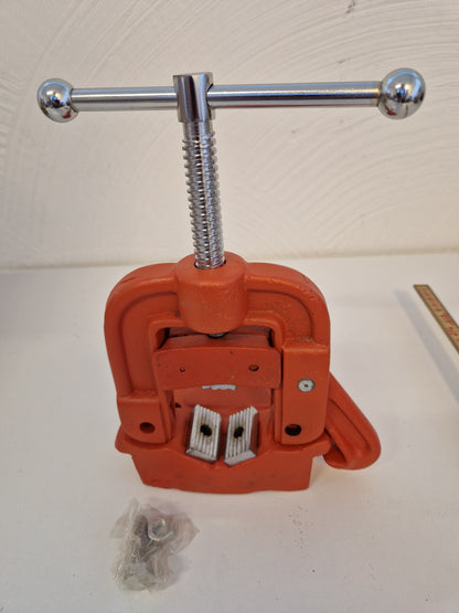 Rörskruvstycke > 2"