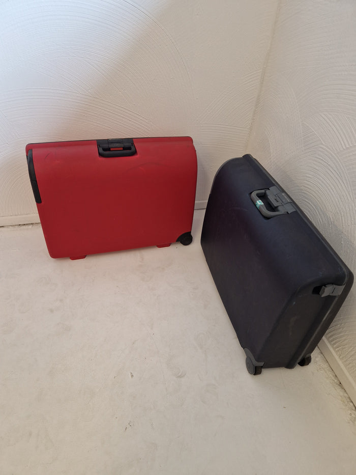 CARLTON hardcase resväskor