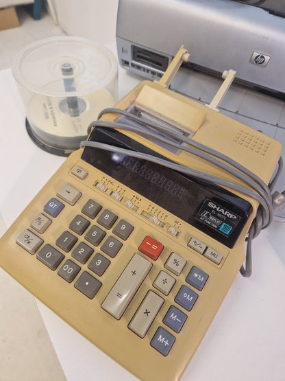 22" skärm, skrivare, nytt tangentbord mm