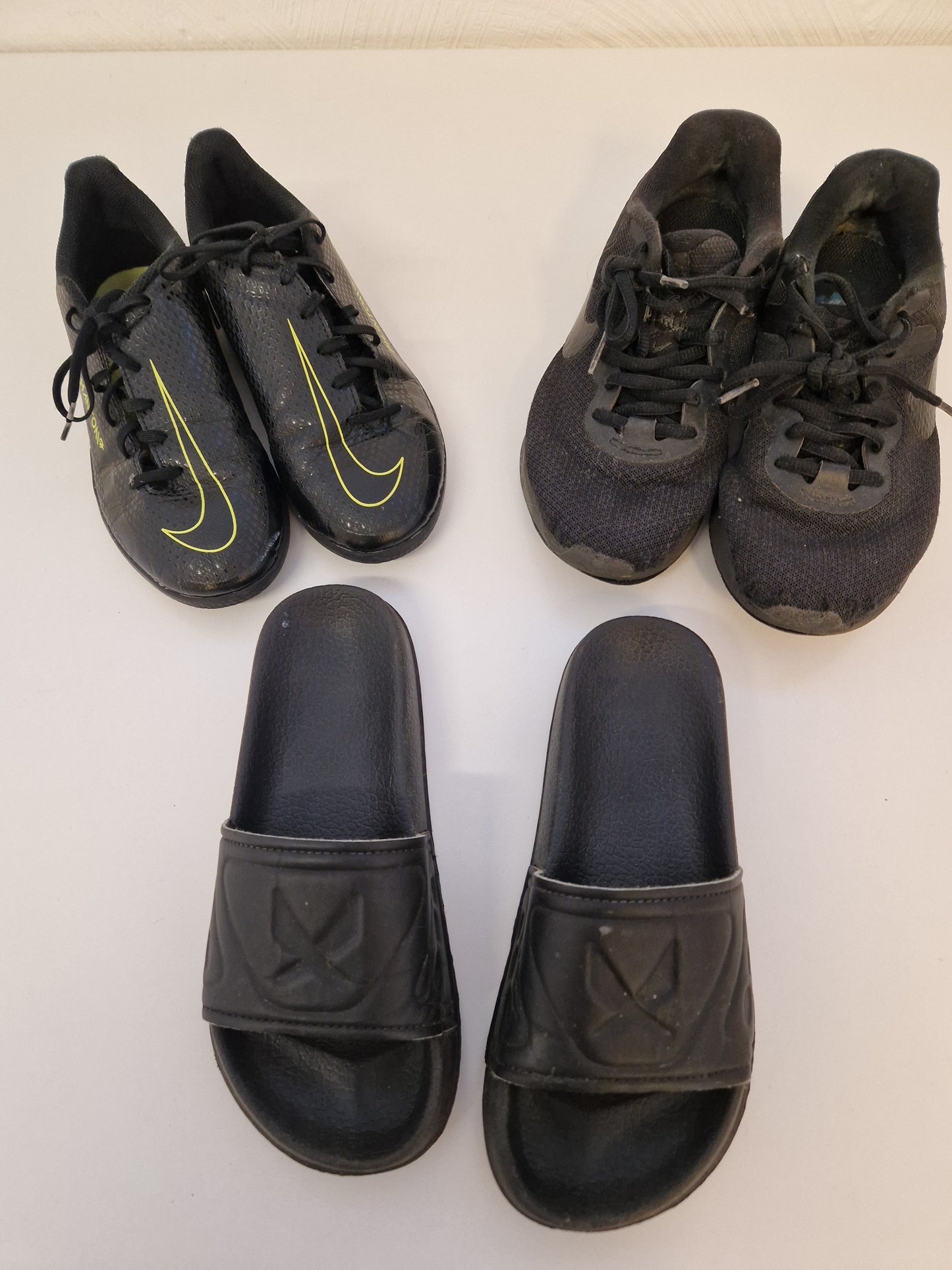 Träningsskor och badskor stl. 36, 35 & 35