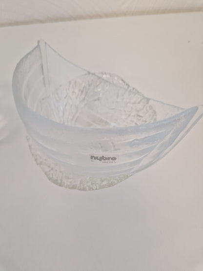 4st glasskålar mm bl.a. Skruf & Nybro samt 8st dessertskålar i keramik