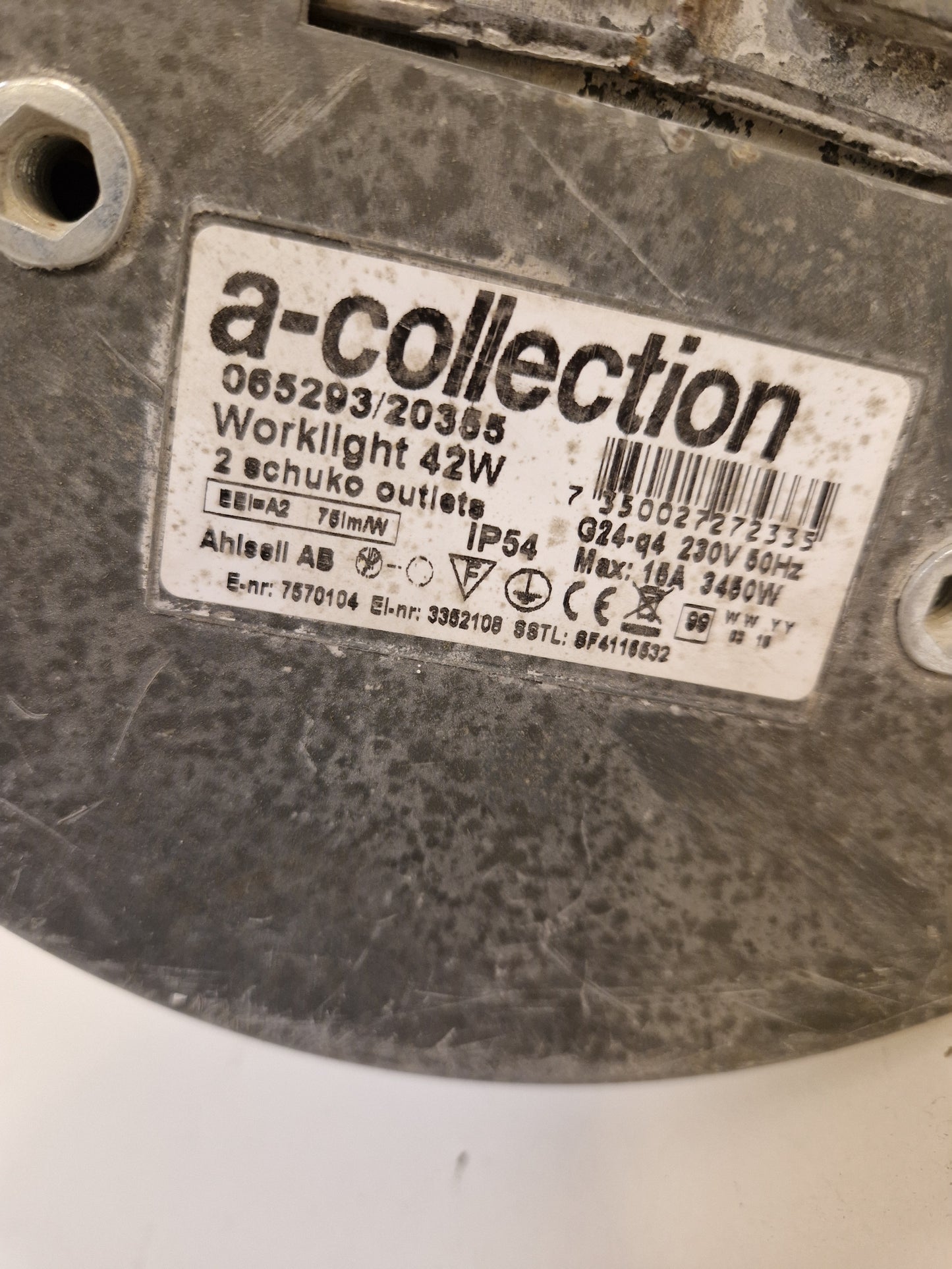 25m förlängningskabel, bygglampa & 15m kabelvinda