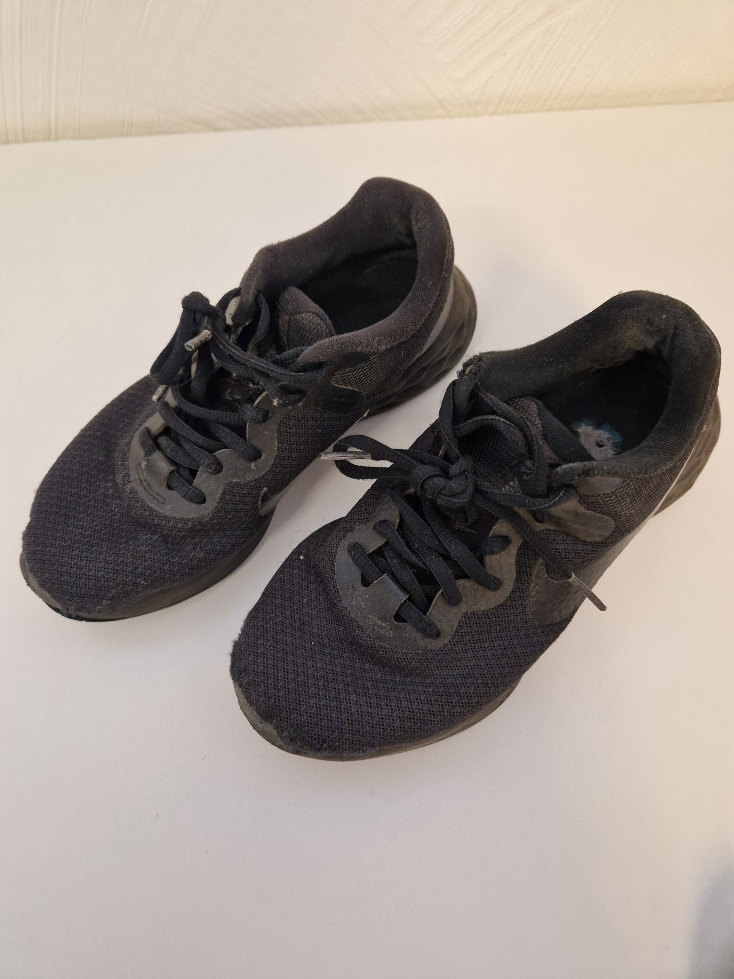 Träningsskor och badskor stl. 36, 35 & 35