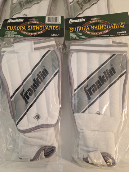 Franklin fotbollsbenskydd till vuxen.