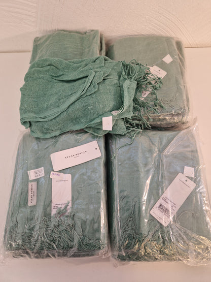 20st gröna scarves. Nya i förpackning