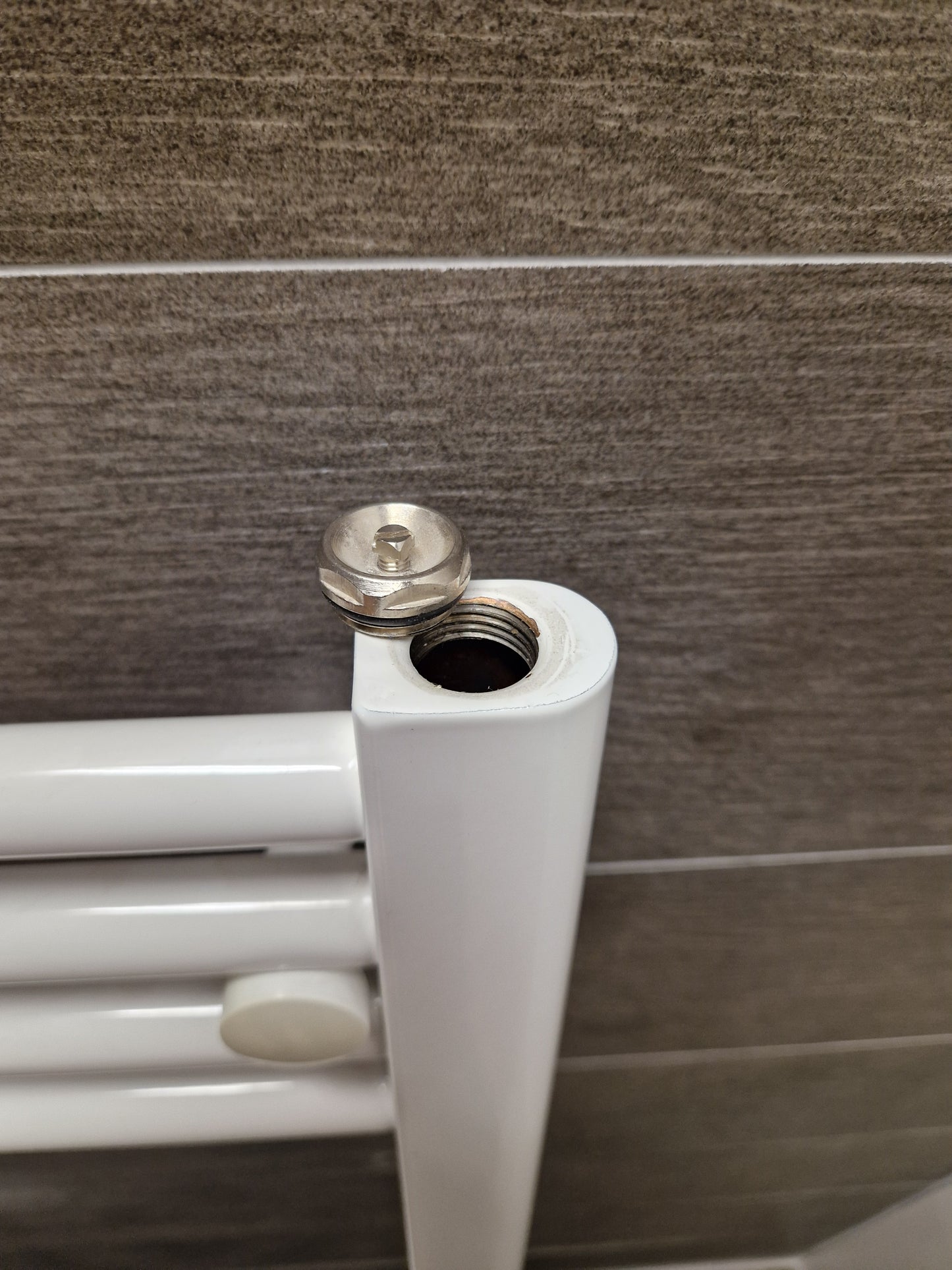 Vattenburen handdukstork