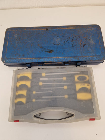 Hylsnyckelsats & skruvmejselsats