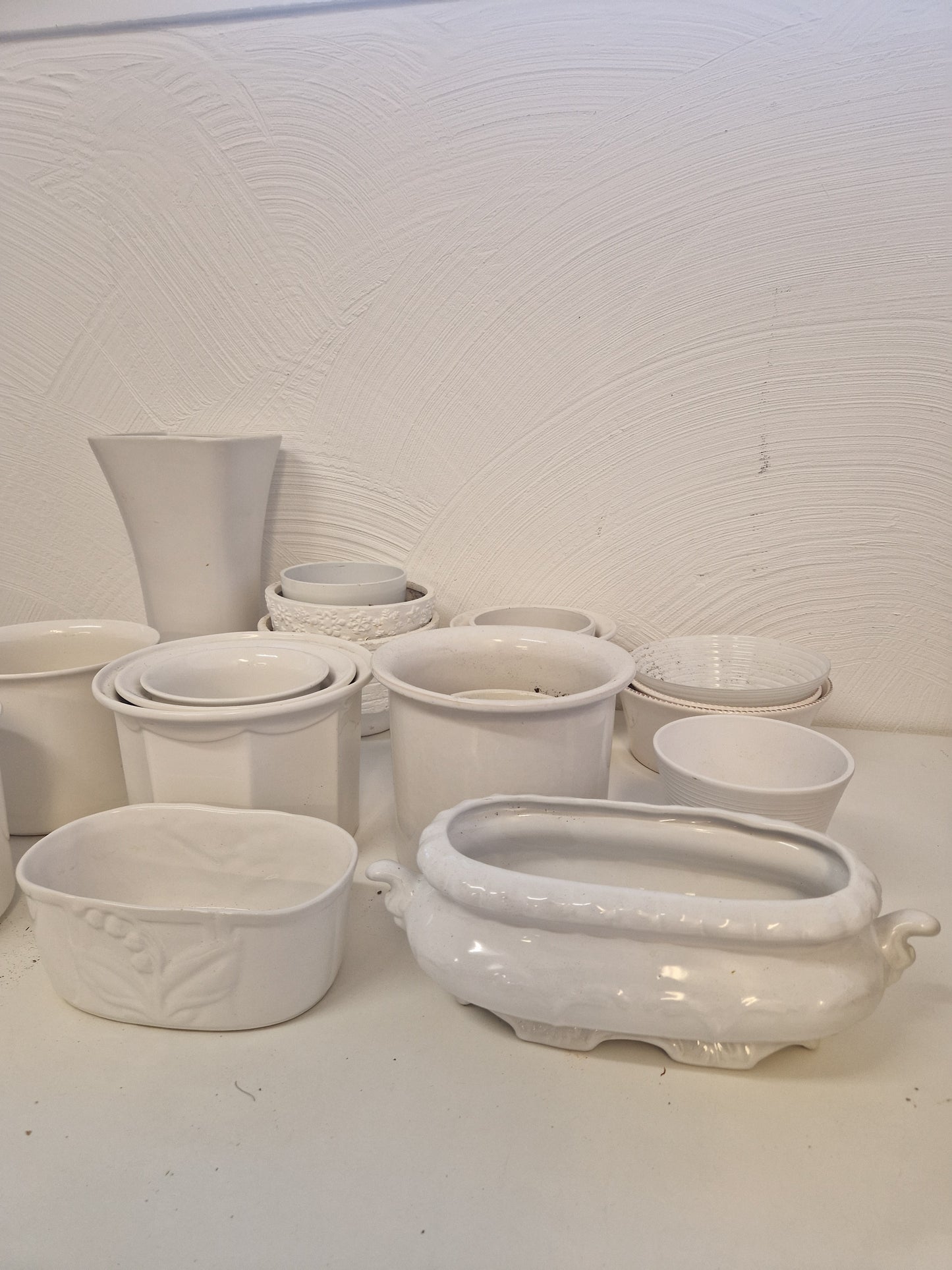 Vita krukor & ytterfoder