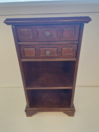 Sängmöbel med lådor