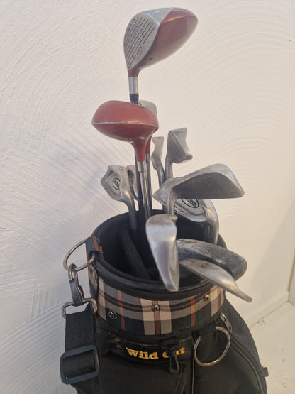 WILD CAT golfbag & golfklubbor