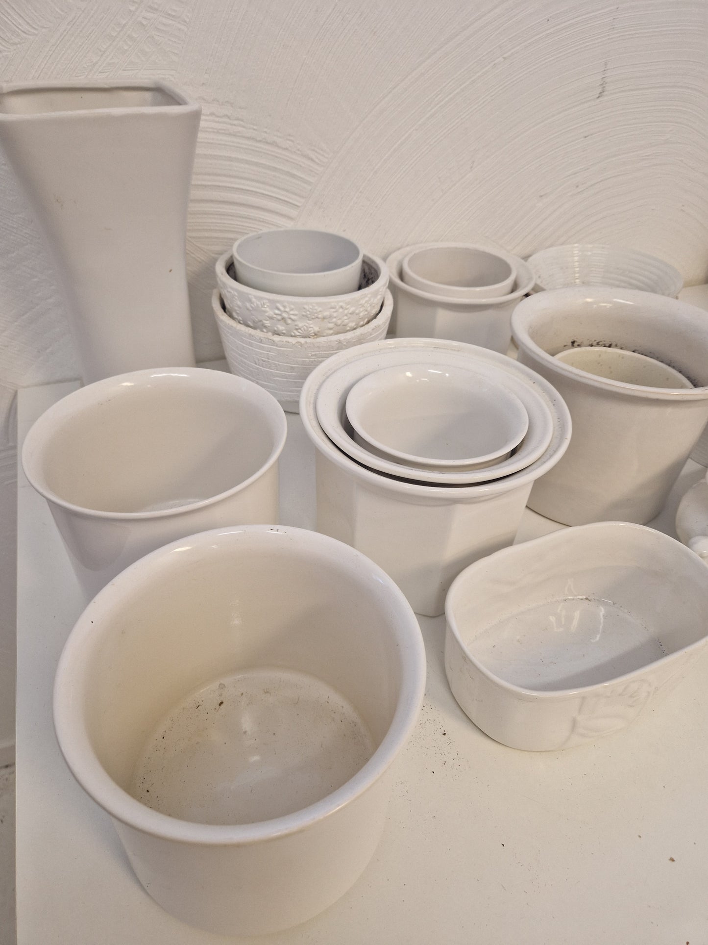 Vita krukor & ytterfoder