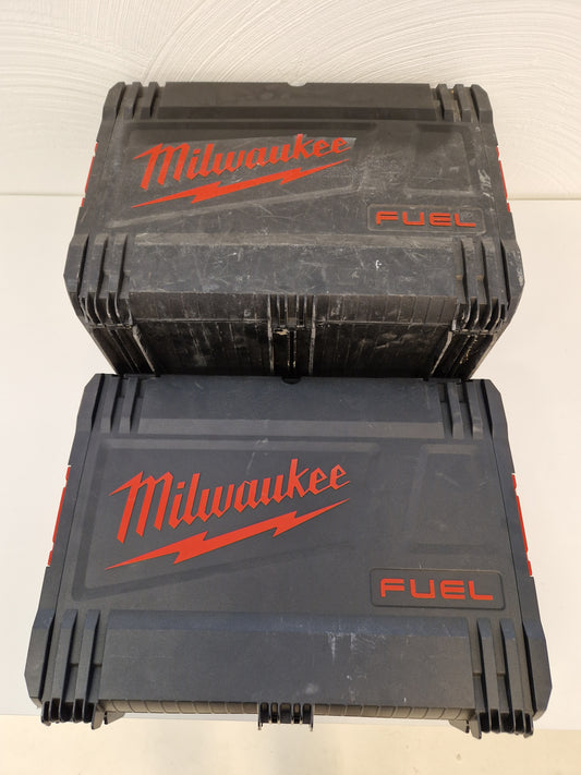 Milwaukee maskinväskor i plast