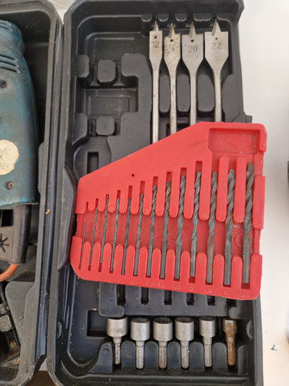 Black & Decker borrmaskin med tillbehör