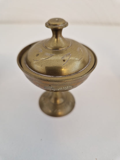 5st små lockurnor mm i mässing