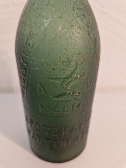 Äldre flaskor & krus