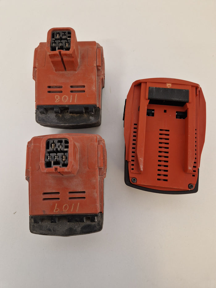 HILTI batterier + adapter till laddare