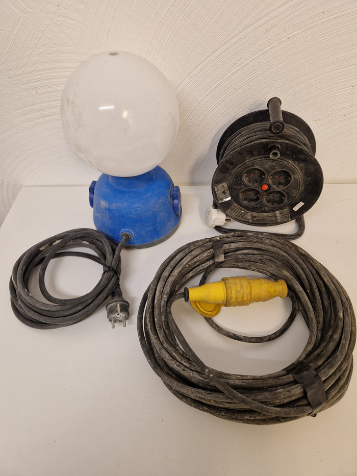 25m förlängningskabel, bygglampa & 15m kabelvinda