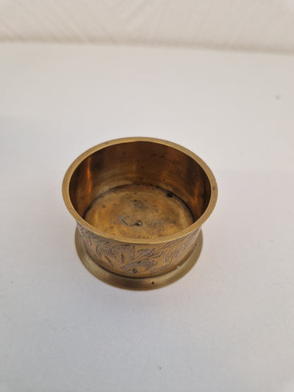 5st små lockurnor mm i mässing