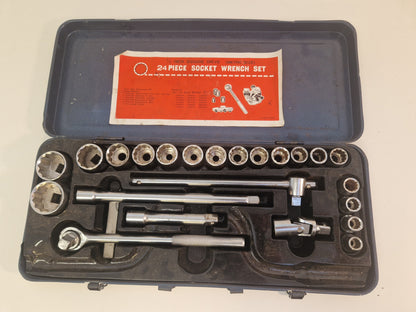 Hylsnyckelsats 24 delar 1/2", i bra skick