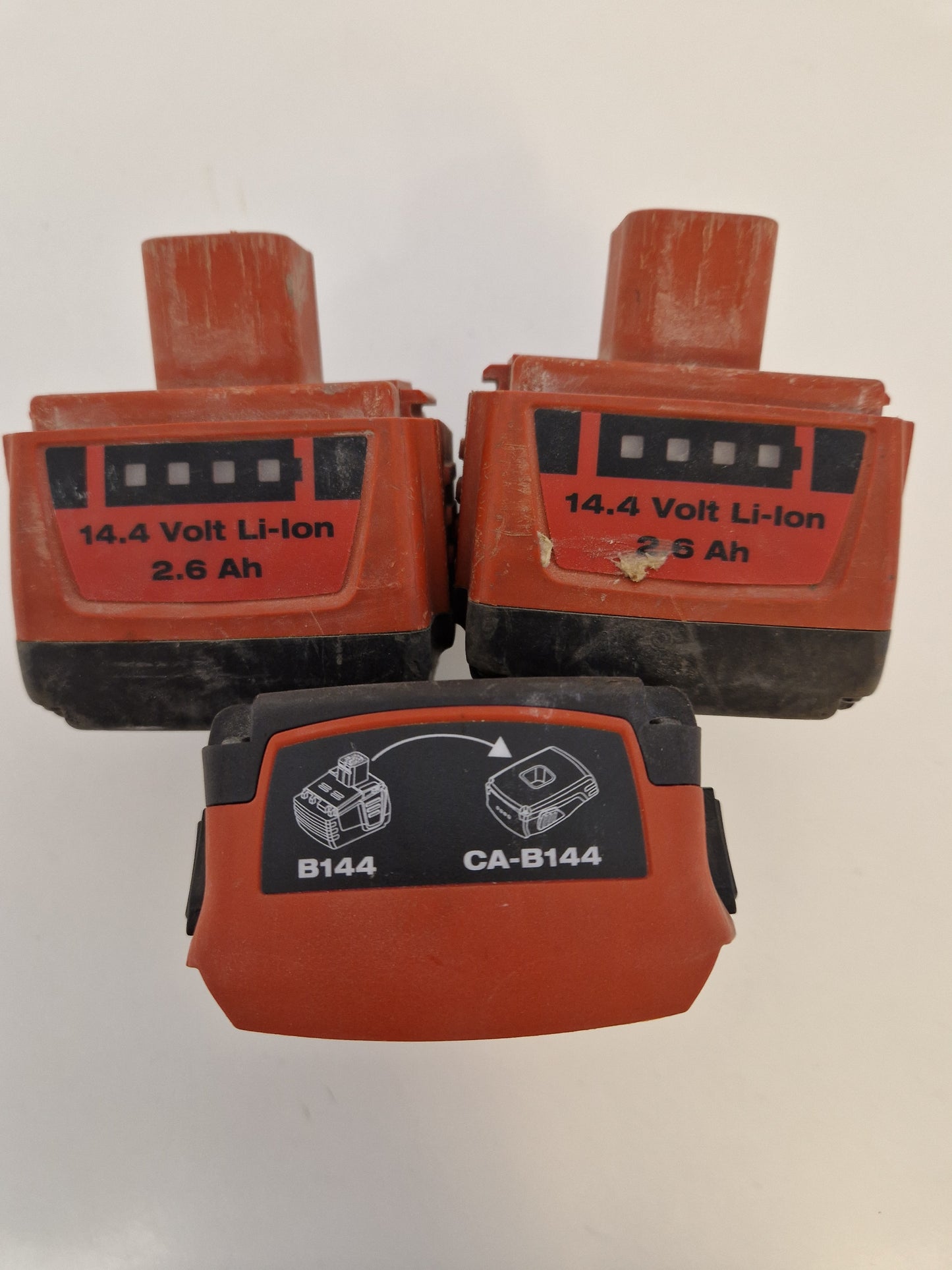 HILTI batterier + adapter till laddare