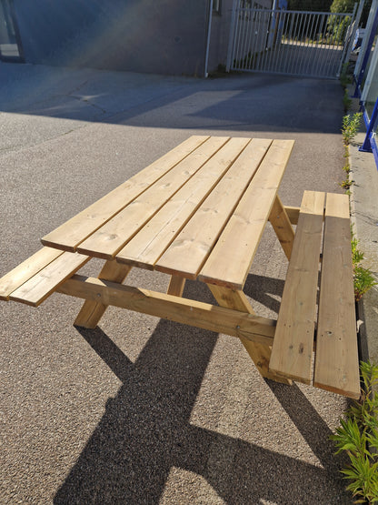 Tryckimpregnerat bänkbord