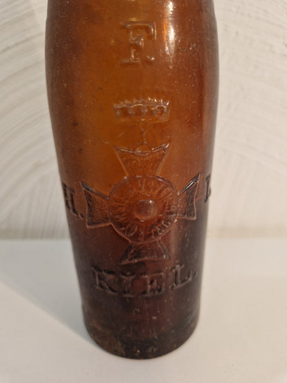 Äldre flaskor & krus