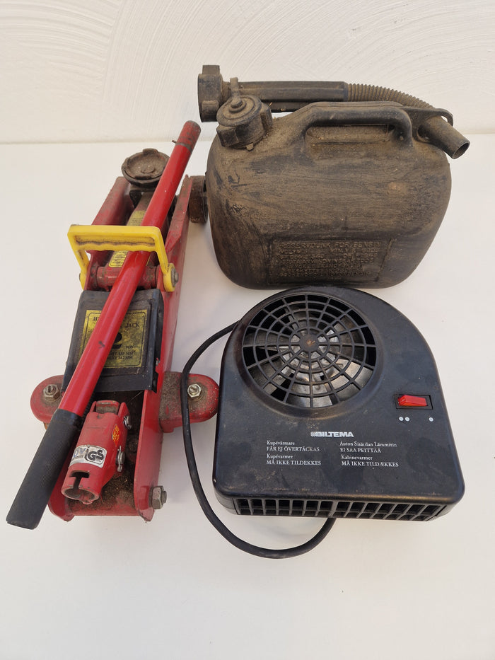 Domkraft 2ton, reservdunk 5l & kupévärmare