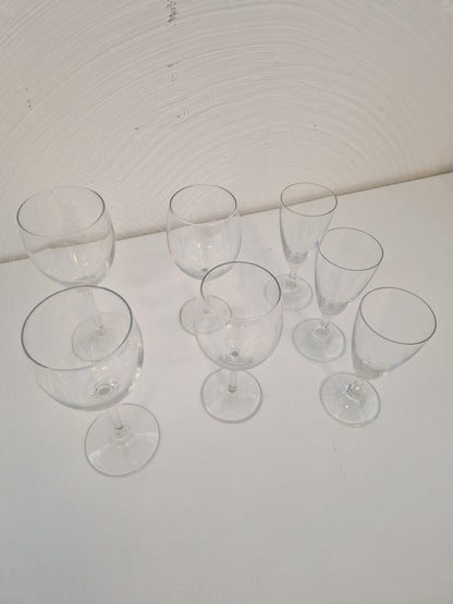 Parti dessertskålar och glas