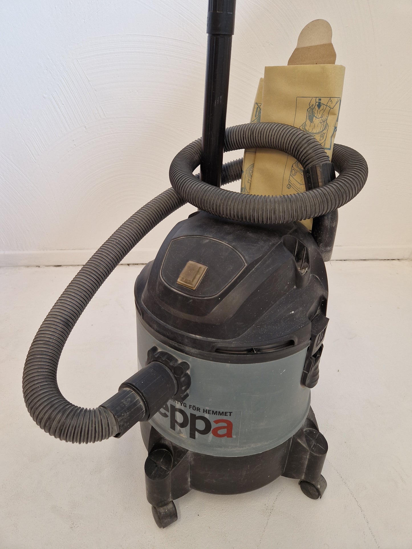 Greppa dammsugare 230V 1200W