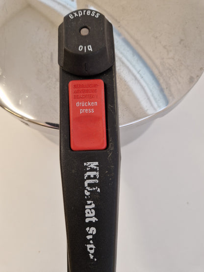 KELOMAT tryckkokare 4,5 liter