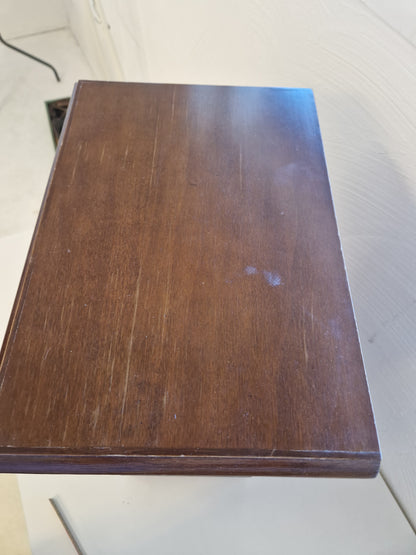 Sängmöbel med lådor