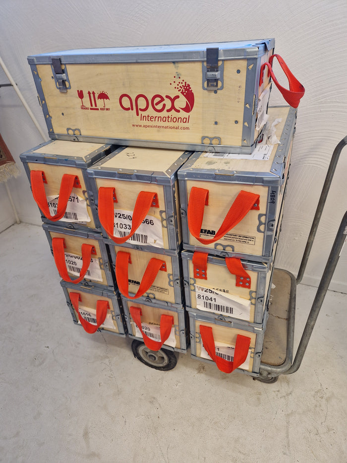 Parti mycket fina plyfalådor