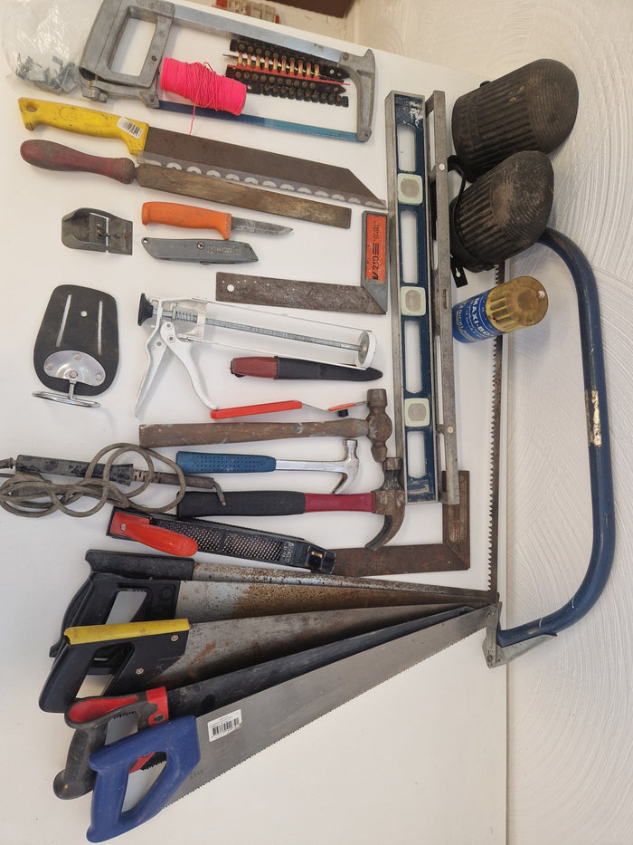 Diverse bygg & snickerirelaterade verktyg